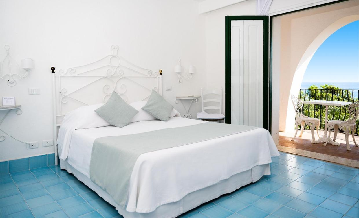 Hotel Punta Rossa San Felice Circeo Esterno foto